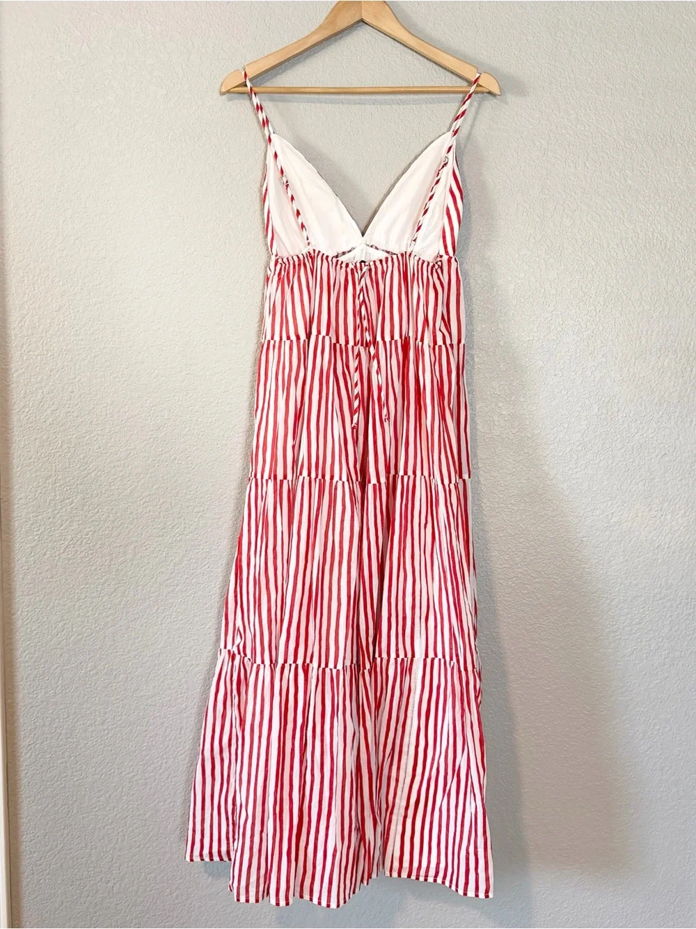 NWT Abercrombie Bra-Free V-Neck Tiered Striped Flowy Maxi Dress